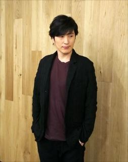 y3219_R.JPG