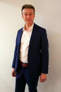 y3230_R.JPG